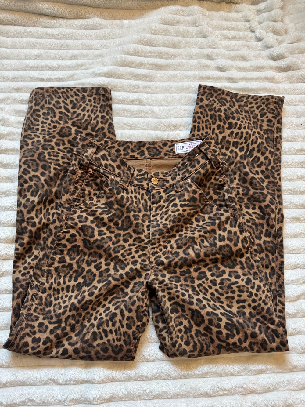GAP Leopard-Print Mid Rise 90s Loose Carpenter Jeans - Brown and Black
